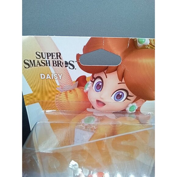 Nintendo Amiibo Super Smash Bros. Daisy Figure Collectible - Picture 4 of 8